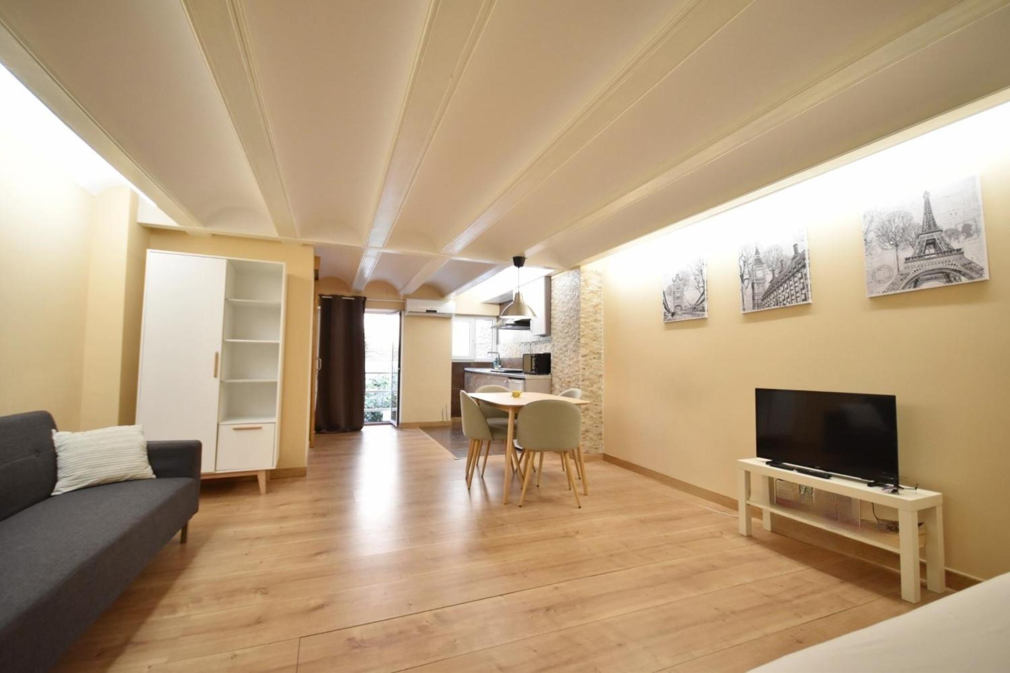 Centrico Apartamento Al Lado De Torres De Quart Valencia Exterior foto